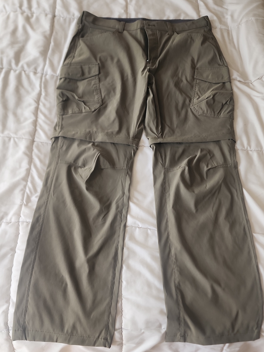 Eddie Bauer Olive Convertible Cargo Pants